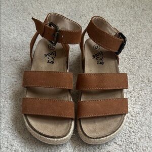 Art Class Brown Sandals